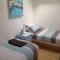 20 Strawberry Hill cosy cottage sleeps 5