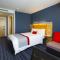 Holiday Inn Express London - Epsom Downs by IHG - Epsom