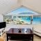 Seaview Rooms
