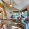 Rustic Retreat on Mercer Lake