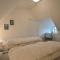 Three-Bedroom Holiday Home In Hojer