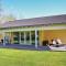 Two-Bedroom Holiday Home In Jagerspris