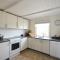 Two-Bedroom Holiday Home With A Fireplace In Struer