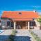 Rural House Gluic