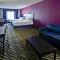 Holiday Inn Express Hutchison, an IHG Hotel - Hutchinson