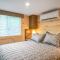 Williamsburg Camping Resort 38 ft. Park Model 5
