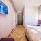 Sofia Violet Life Apartment