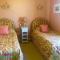 Lauras Townhouse Apartments Dressmakers Salon