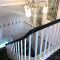 Lauras Townhouse Apartments Skylight Loft
