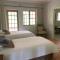 Kransberg Country Lodge Guest Farm