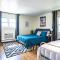 Fabulous Mid Century 4BR 3Bath House