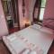 Ellis Full Guest House