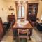 Ellis Full Guest House