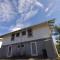 NEW - Pineapple Loft - Entire House Downtown Hilo with AC - هيلو