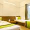 Treebo Luxe Suite, Shivaji Nagar - Púna