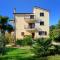Apartment with pool Albina 3 - Umag