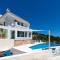 Villa Paraiso D14 by BookMenorcaVillas