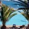 Beach-front Tenerife Sth sea and pool view