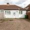 Dartford, Kent - Modern 2Bd 2Bath En-Suite Bungalow M25 Bluewater - Dartford