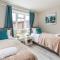 Dartford, Kent - Modern 2Bd 2Bath En-Suite Bungalow M25 Bluewater