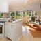 Beautiful Home In Asns With Kitchen - Asnæs