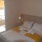 Eleni Kandilari Rooms