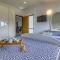 AS Apartments with swimming pool and a large yard