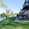 8 Bed Luxury Lakefront Villa Amazing View 2 Pools Free Resort Amenities Dock