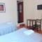 Mango Hostel B&B
