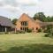 Superb Stokesby Barn Apartment - Norfolk Broads & Norwich - Stokesby