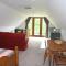 Superb Stokesby Barn Apartment - Norfolk Broads & Norwich - Stokesby