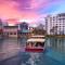 Universal's Loews Sapphire Falls Resort - Orlando
