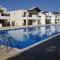 2 bedroom apartment E8 located pool level, sea view, FREE WIFI