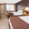 Travelodge by Wyndham Deltona - Deltona