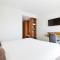 Kyriad Hotel Laval