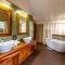 Phelwana Game Lodge