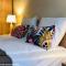 SKYLER GUEST HOUSE