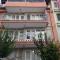 Comfy Flat 2 No Air Condition but has ceiling fans and central Heating - Denizli