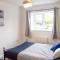 Didcot- Private Flat with Garden & Parking 03