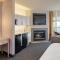 Hallmark Resort - Newport