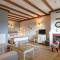 AlmondHouse Suites with Fireplace - ADULTS ONLY