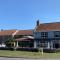 Fox and Goose Inn - Brent Knoll