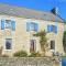 Stunning Home In Plogastel St Germain - Plogastel-Saint-Germain