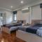 F5 3 Bed Rooms Beach house, full kitchen