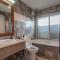 F5 3 Bed Rooms Beach house, full kitchen
