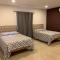 LOMAS SUITES