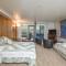 East Condo #208 - جيردوود