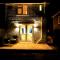 A Modern, Comfy Newly Remodeled 2bd House