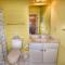 522 Wedgewood condo