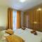 Luxury experience in Villa Lucia with heated pool and Play station 4
